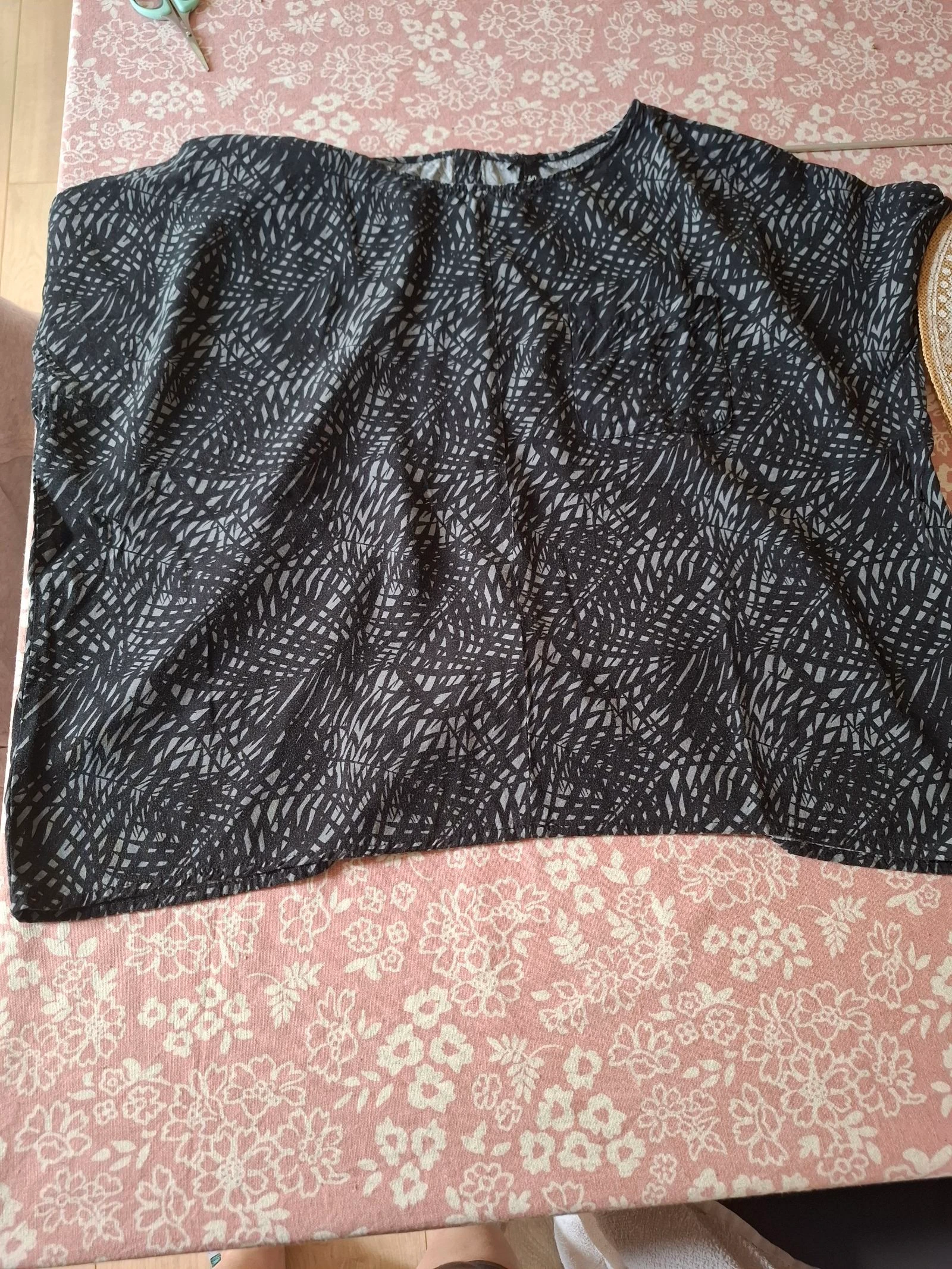 Tee shrist ample colis propre soigné